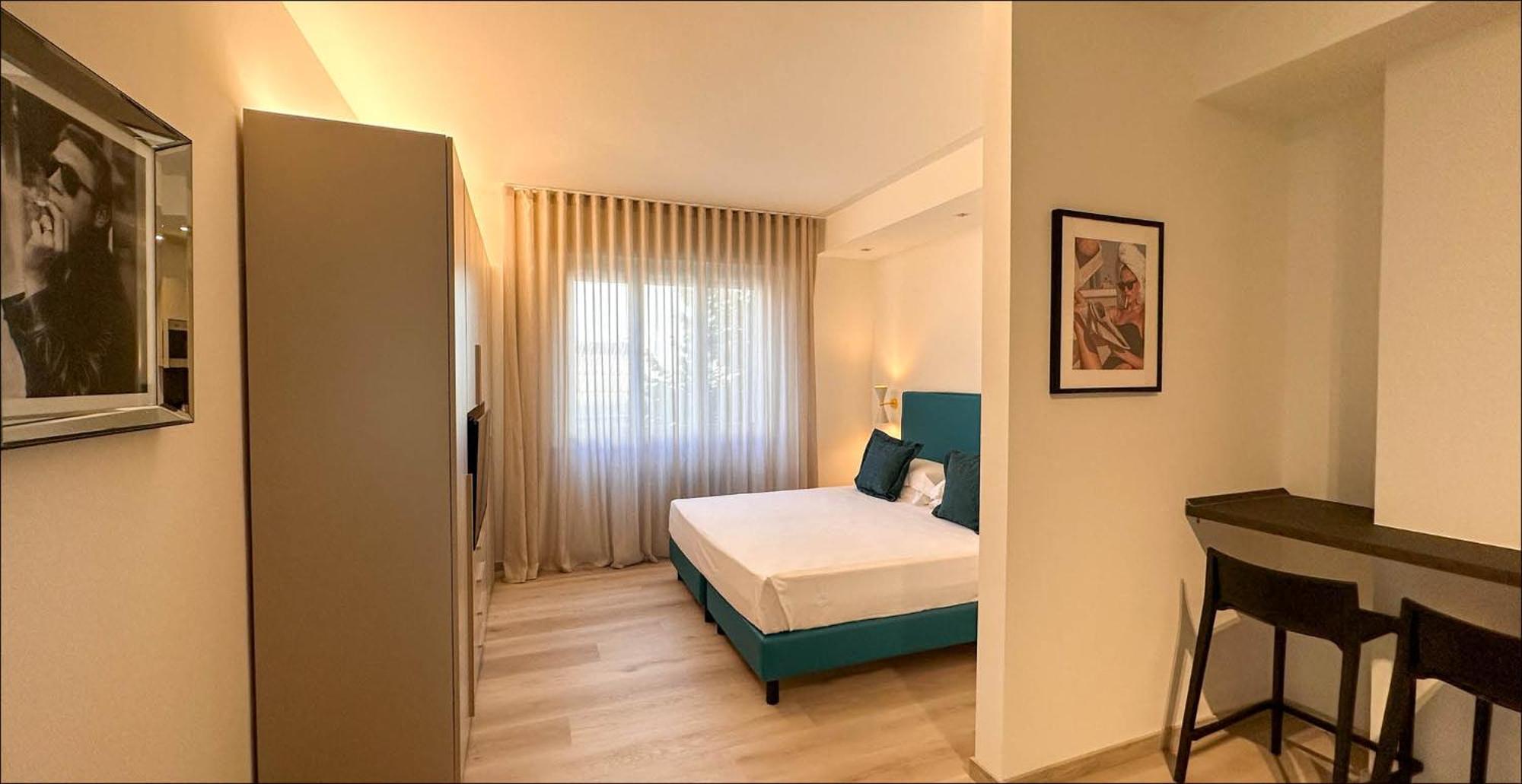 Residence Lungomare - Charming Apartments Riccione Cameră foto